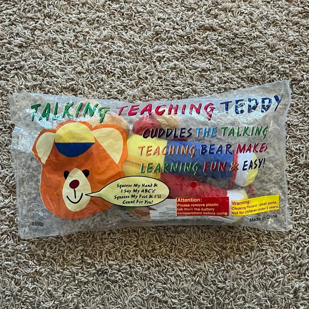 Talking Teaching Teddy Cuddles Interactive Learning Bear ABCs 123s Vintage‎ Toy